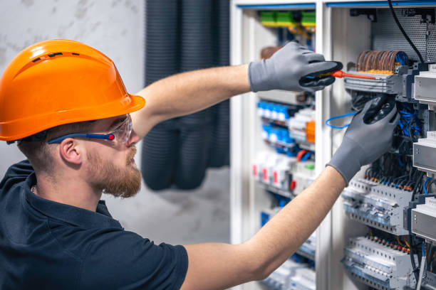 Best Local Electrician Companies  in Rio Pinar, FL